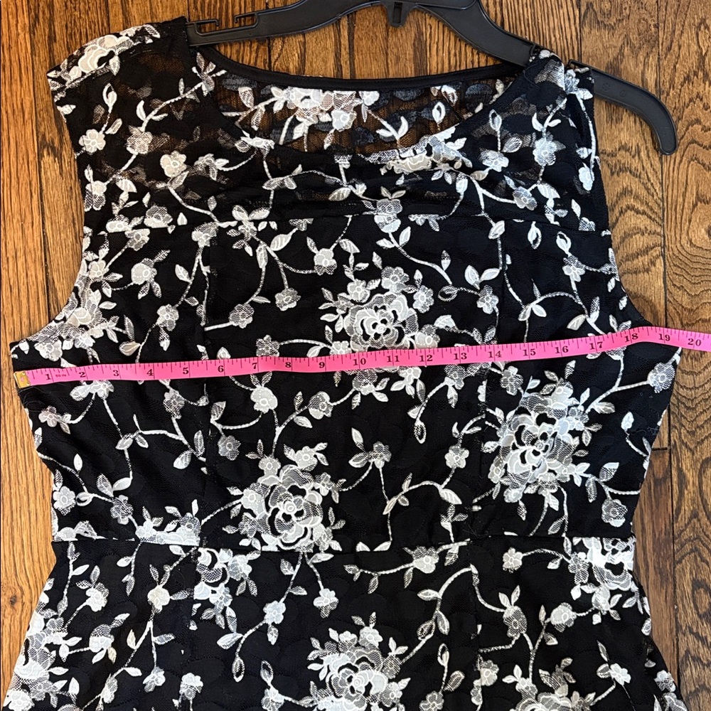 Candalite Black & White Floral Midi Dress – Size XL - Picture 5 of 5
